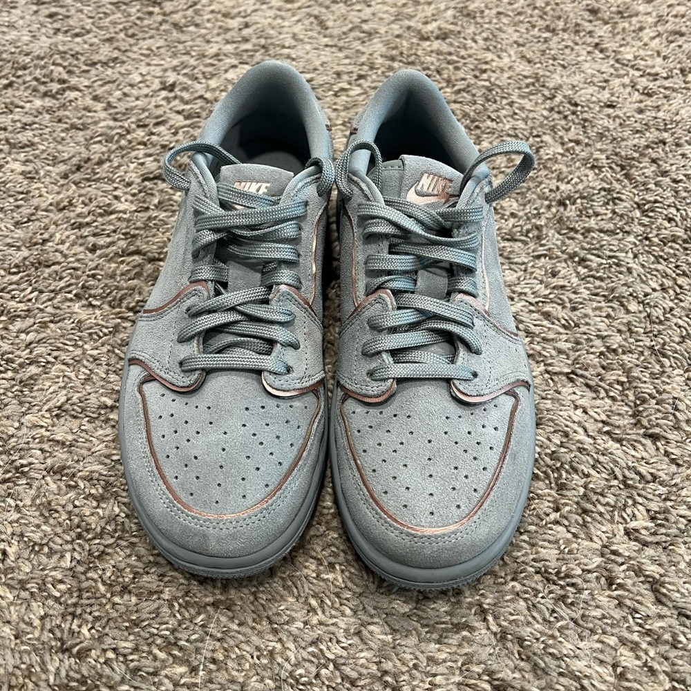 Nike Air Jordan 1 Retro Low NS in color mica green 90s streetwear womens size 7